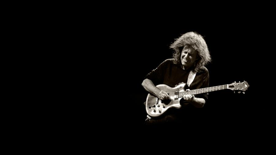 1328455857_1322319328_patmetheny.jpg