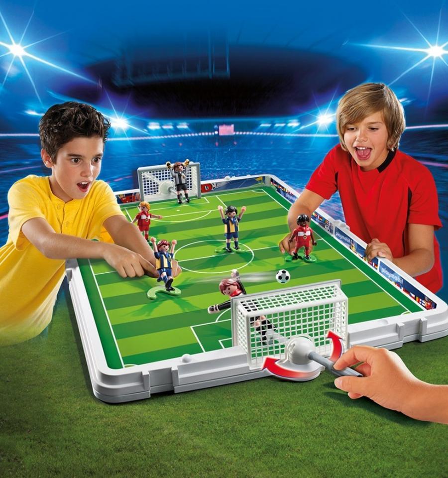 1387438531_Playmobil_Take_Along_Soccer_Match2.jpg