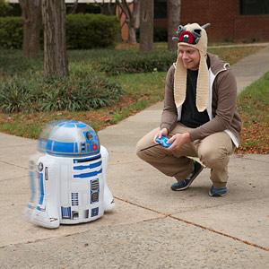 1387874648_ef87_r2d2_inflatable_rc_inuse.jpg