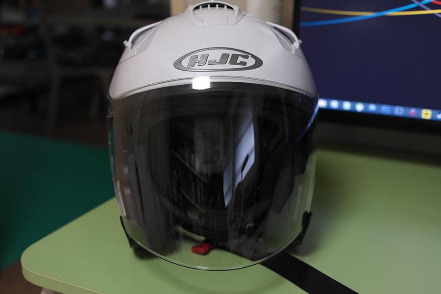 1428995138_helmet1.jpg