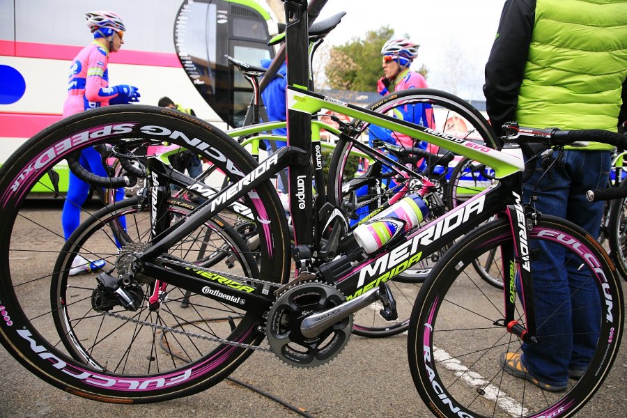 1440885084_Merida_Lampre_team_bike_3200.jpg