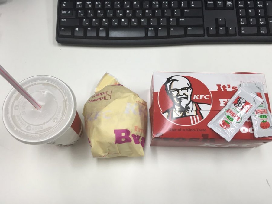 KFC ε!