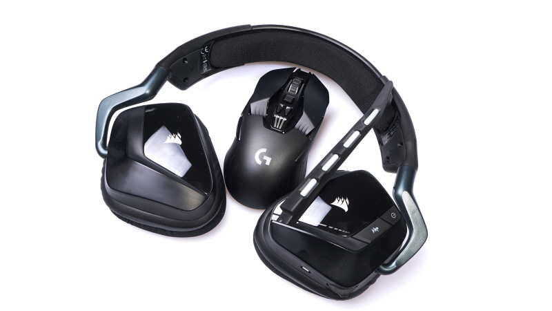 Corsair VOID Wireless & Logitech G900