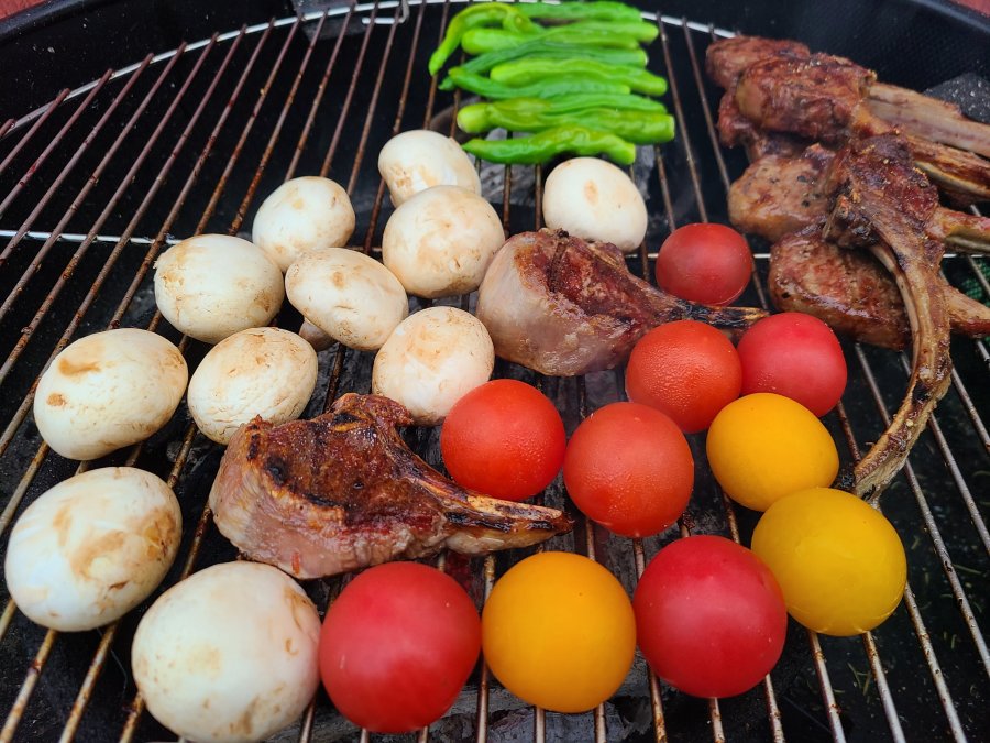 bbq 伣