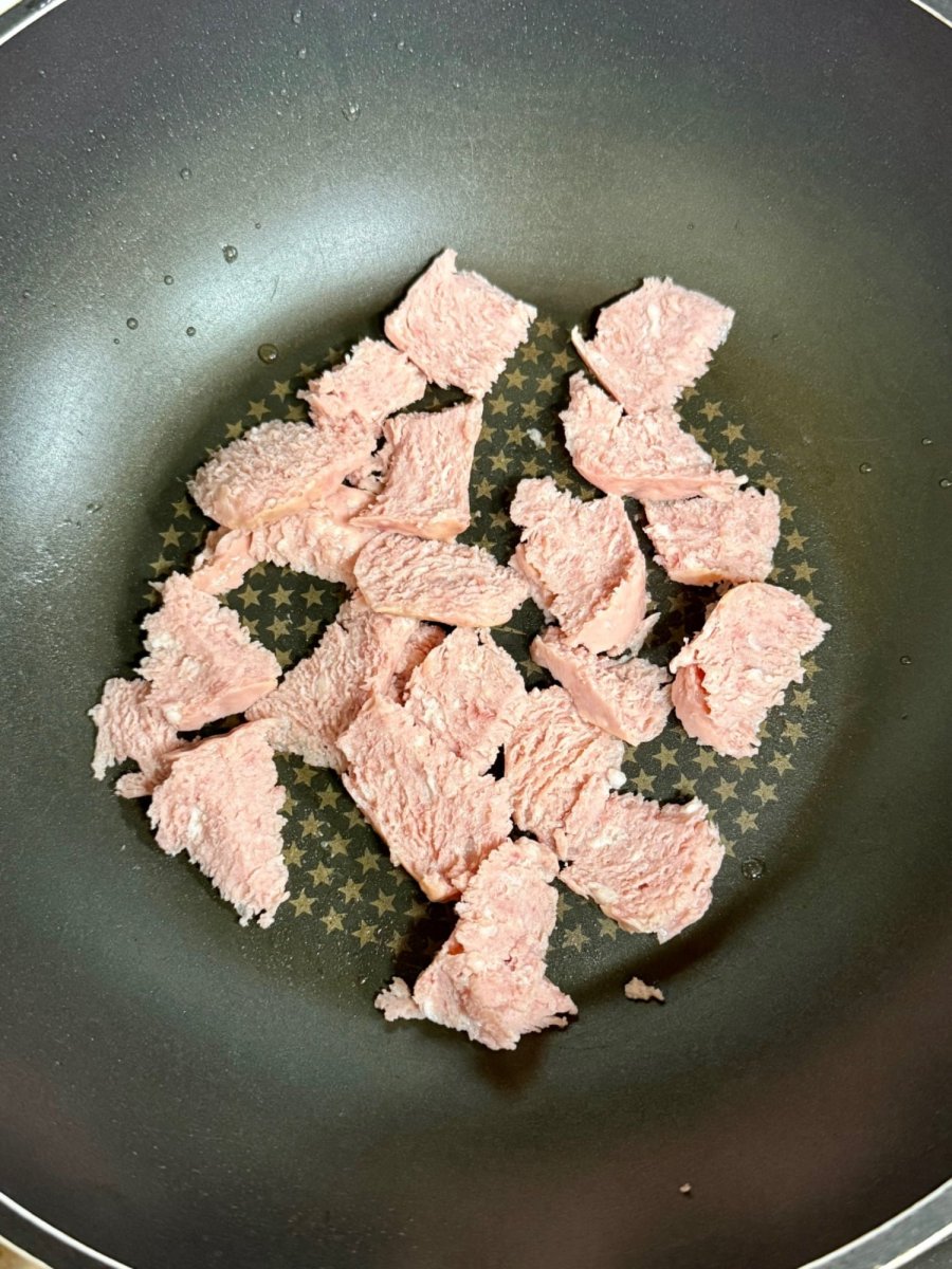 нԵ