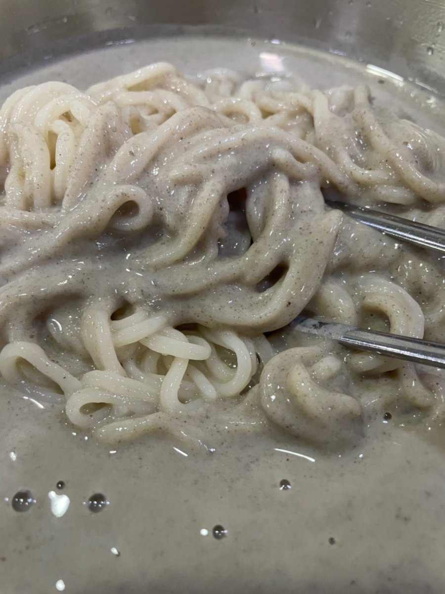 й ᱹ