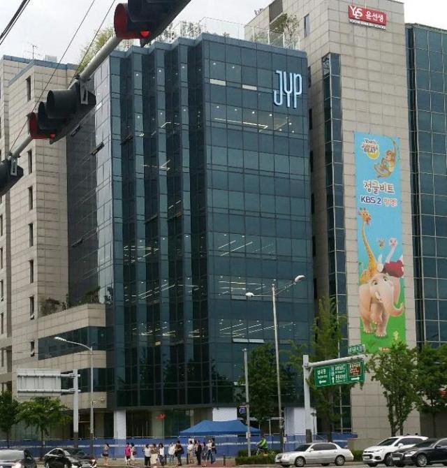 JYPθƮ Ż