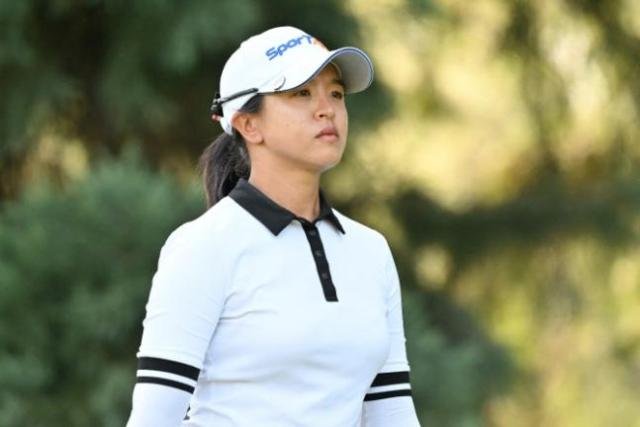 輼 29ѱð ̱ ĭ  ǳŬ ƮŬ71  2024 ̱ΰLPGA  Ʈ NW ĭ èǾѻ 300 ޷ 2忡 Ÿ  ٶ󺸰 ִ AFPմ