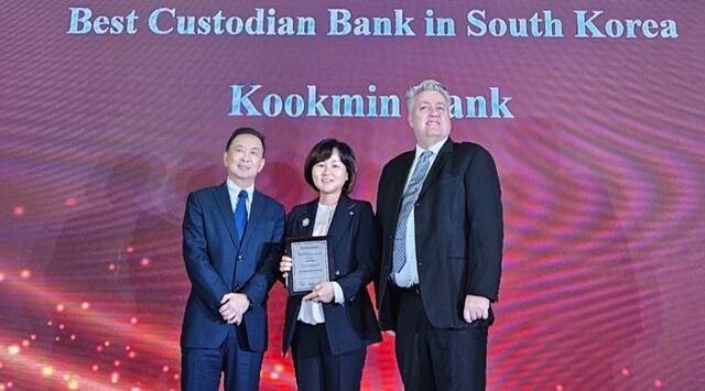 23 ȫῡ  ƽþƹĿ ְ 'The Asian Banker Financial Markets Awards 2024'  KB Ź(  °) ƽþȹĿ ڵ  Կϰ ִ. /KB