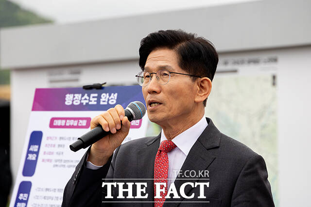 16 ǥ 翡   ĺ  ϴ. Ͱ ̵Ʈ Ƿڷ 13~14   1005  ǽ 翡  뼱 ĺ   ׿  ĺ 51.9% θ ޷ȴ. ̾ 蹮  ĺ 33.1%, ؼ Ŵ ĺ 6.6%, Ȳ Ҽ ĺ 1.7% ̴.  蹮 ĺ. /ӿ 